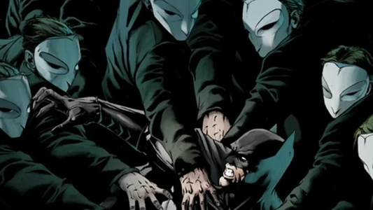The Court of Owls : les lieux secrets qui contrôlent Gotham (labyrinthe, repaires et Talons)