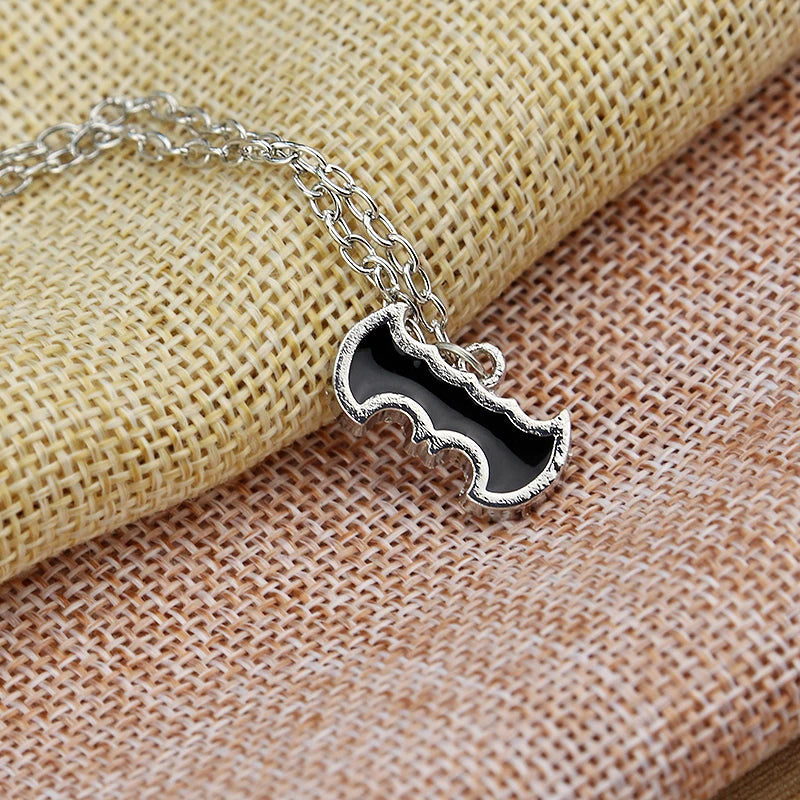 Collier Petite Chauve Souris Batman