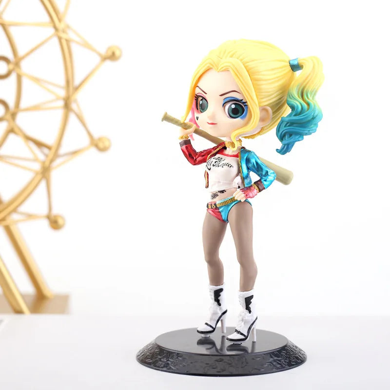 Figurine Harley Quinn Cartoon