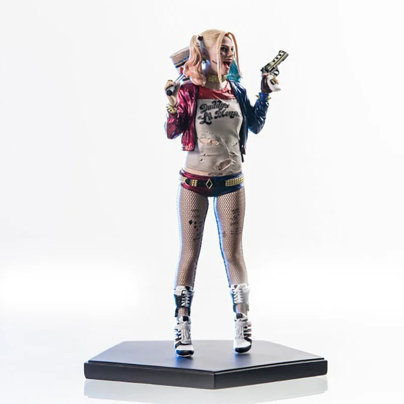 Figurine Harley Quinn Réaliste