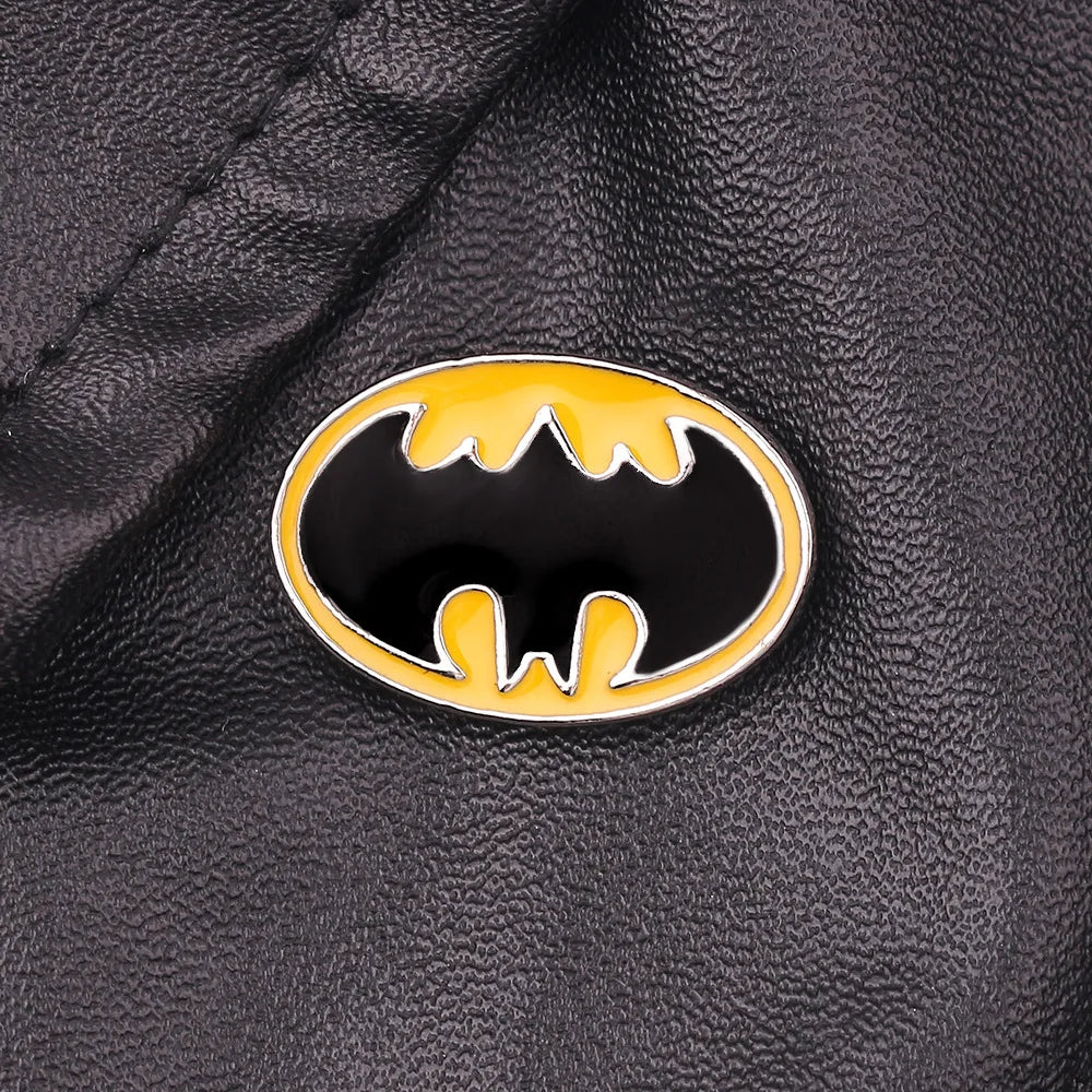 Pin's Batman Logo