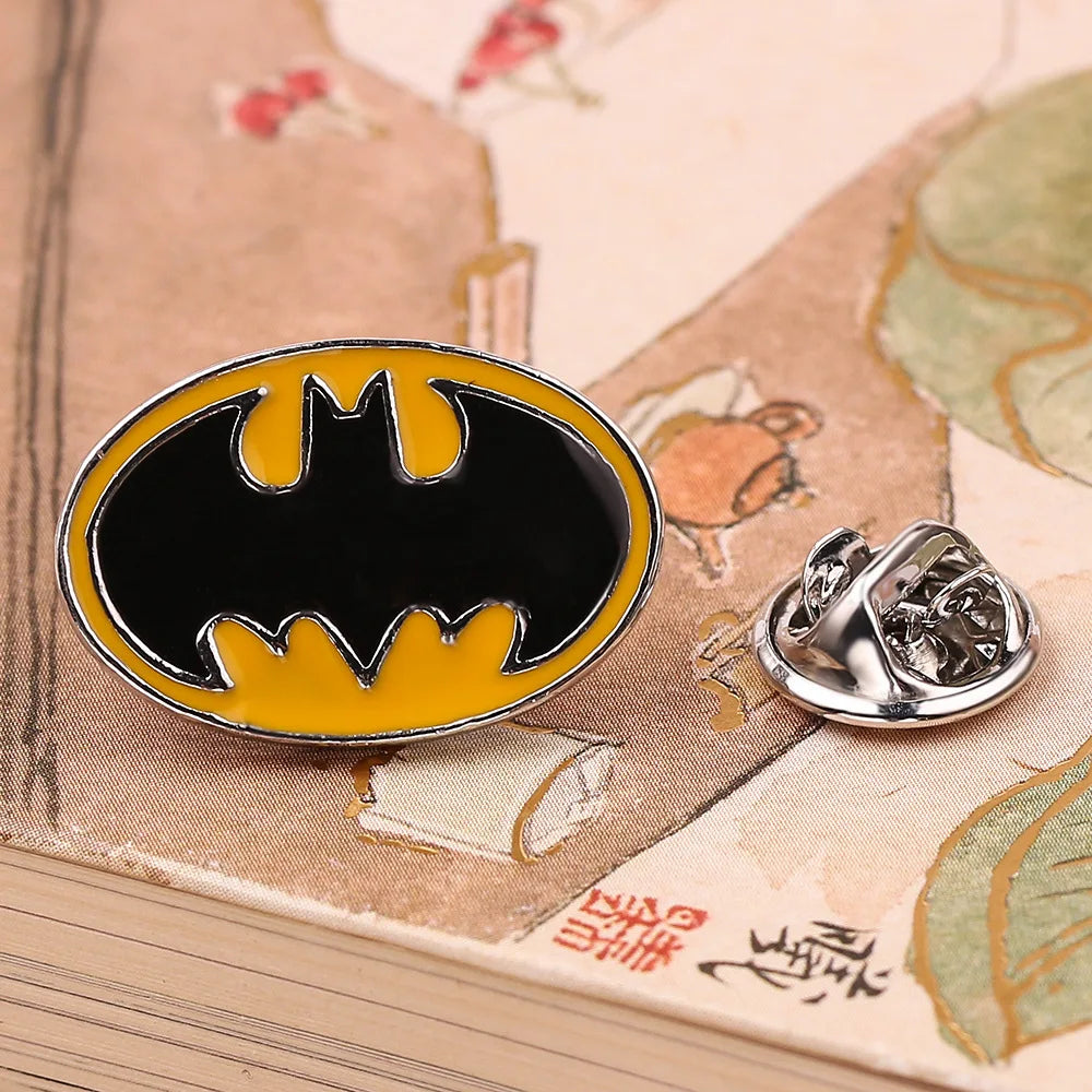 Pin's Batman Logo