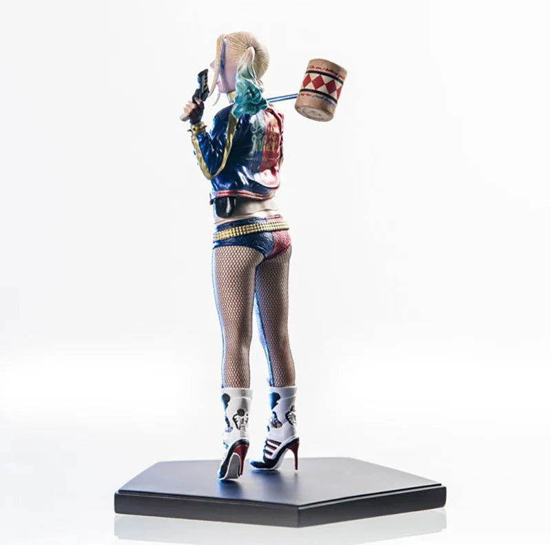 Figurine Harley Quinn Réaliste