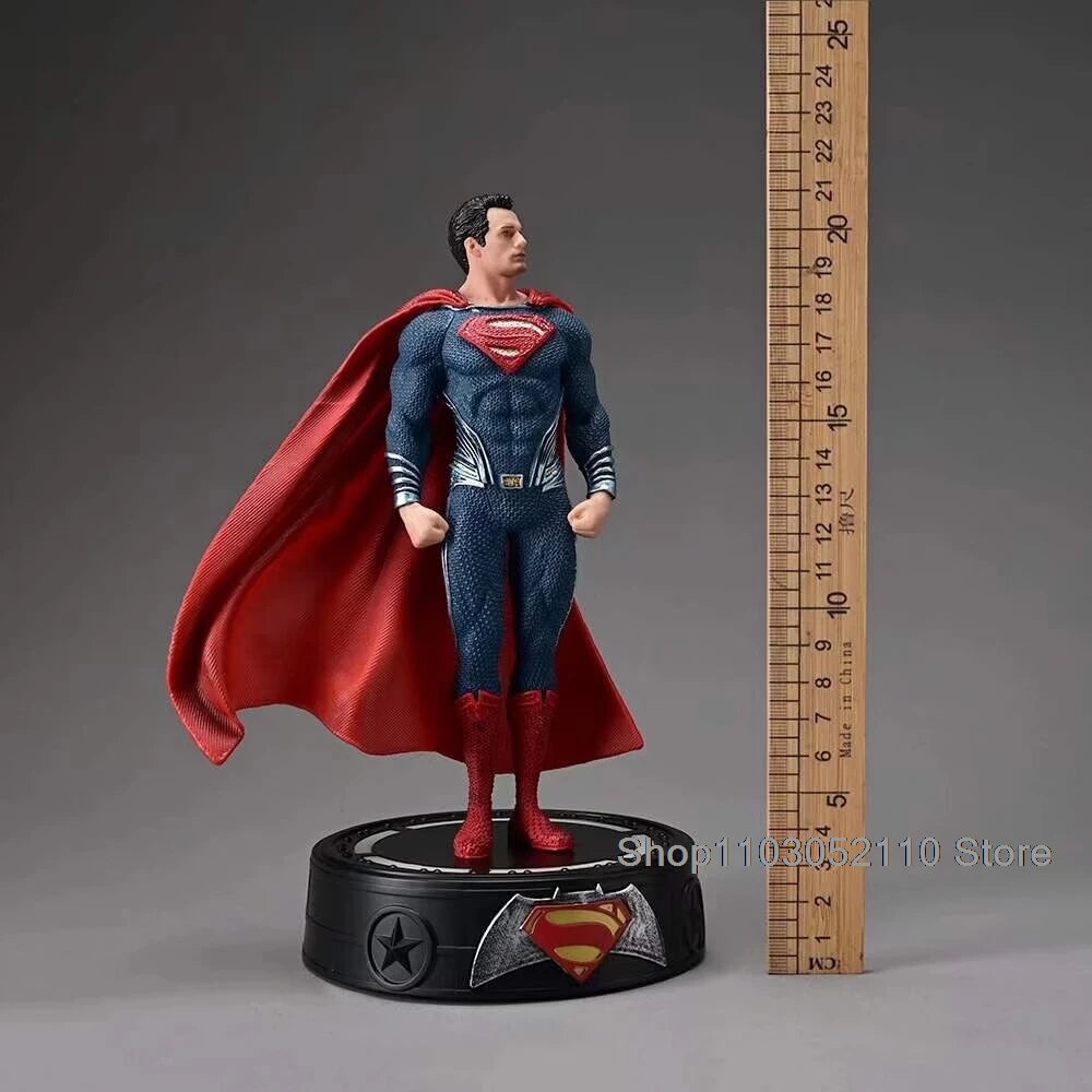 Figurine LED Justice League Superman